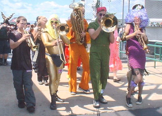 Lollapalooza Marching Band, Chicago, lolapalooza costume band